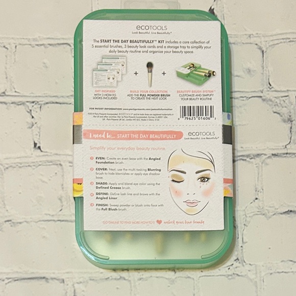 New Dior Pouch & Beauty Bundle With Dior Hydra Life Micellar Cleanser (10 Items) - Picture 8 of 16